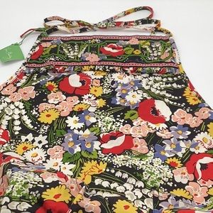 Vera Bradley Apron in Box Poppy Fields New